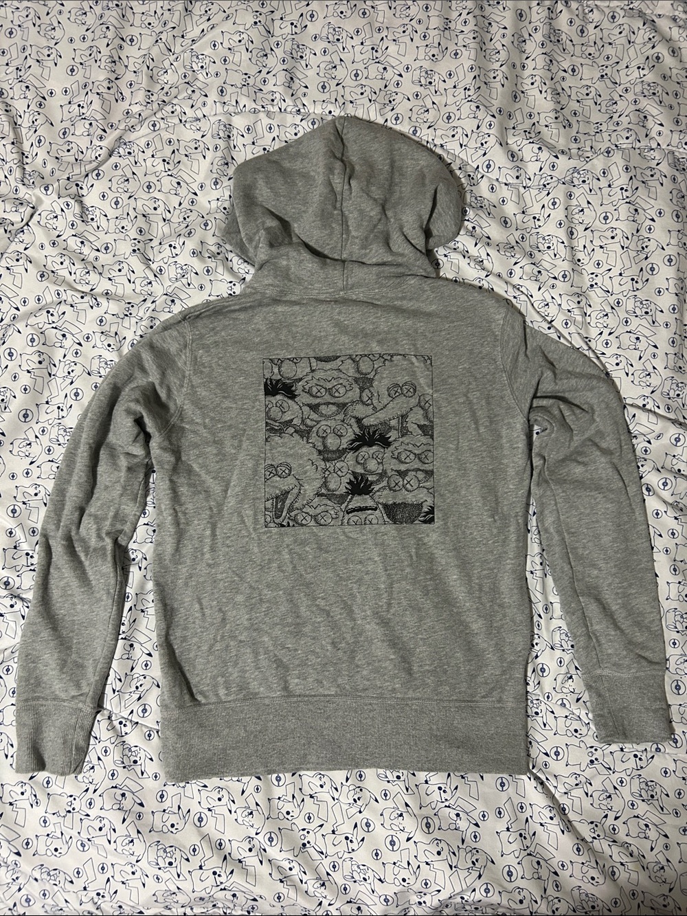 UNIQLO x KAWS x SESAME STREET Heather Grey Graphic Hoodie